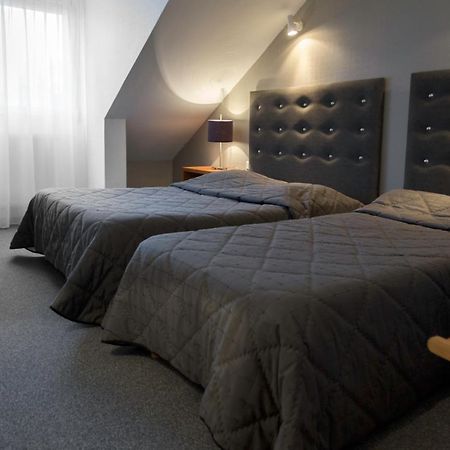 Les Quatre Vents Hotel Muizon Eksteriør billede